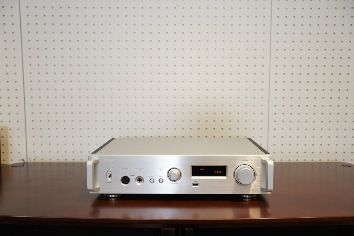 展示品】UD-701N | USB-DAC / ネットワークプレーヤー – SOUND TEC