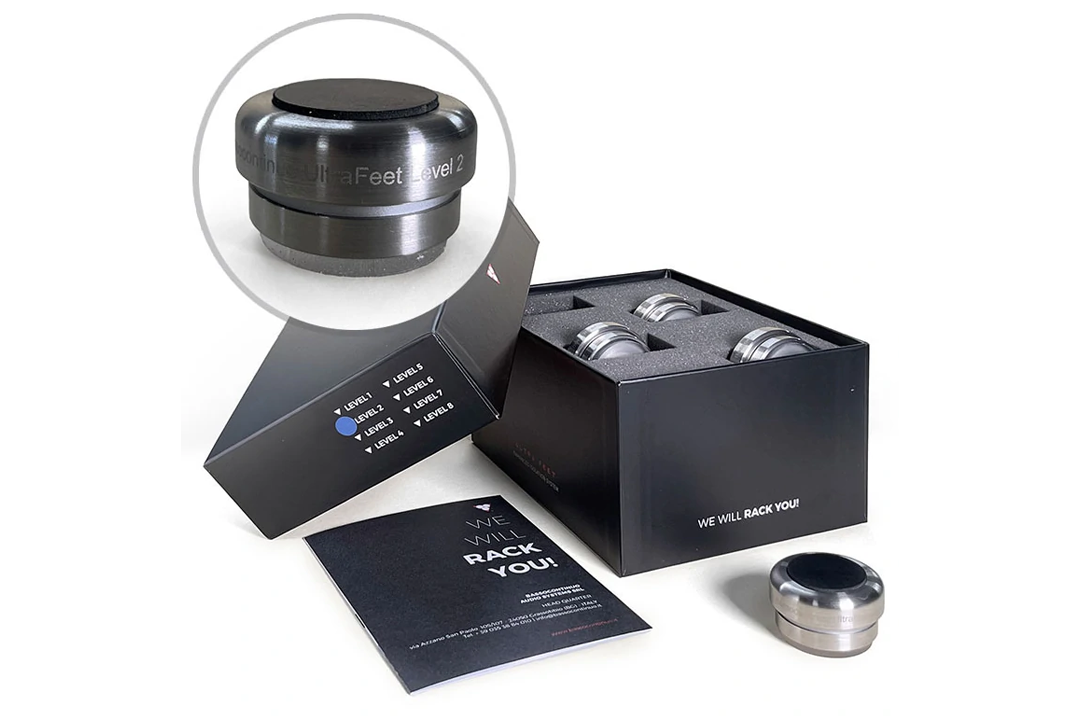 ULTRA FEET(４個セット)　インシュレーター