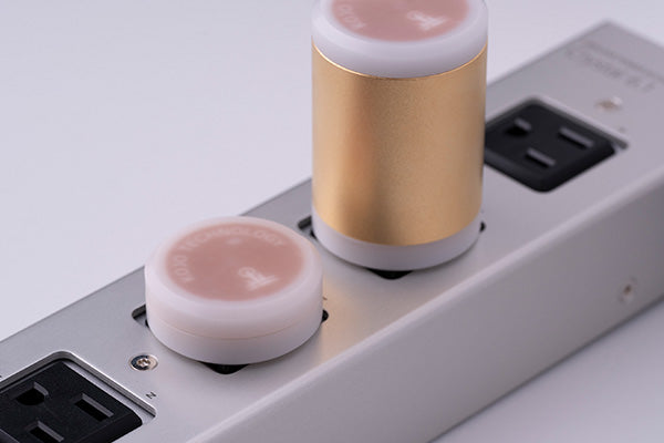 Crystal Eop-G(NEMA) (コンセントプラグ型）